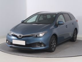 Toyota Auris - 2015