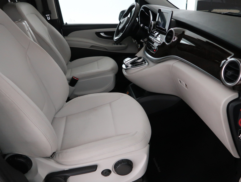 Mercedes-Benz Marco Polo