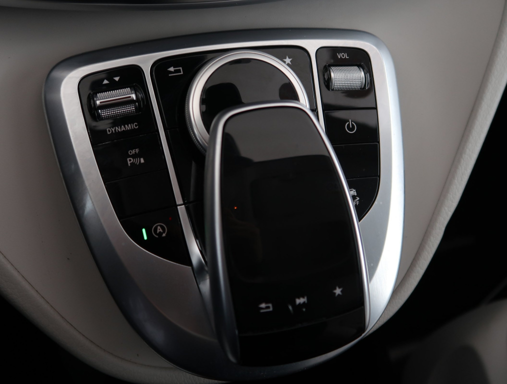 Mercedes-Benz Marco Polo