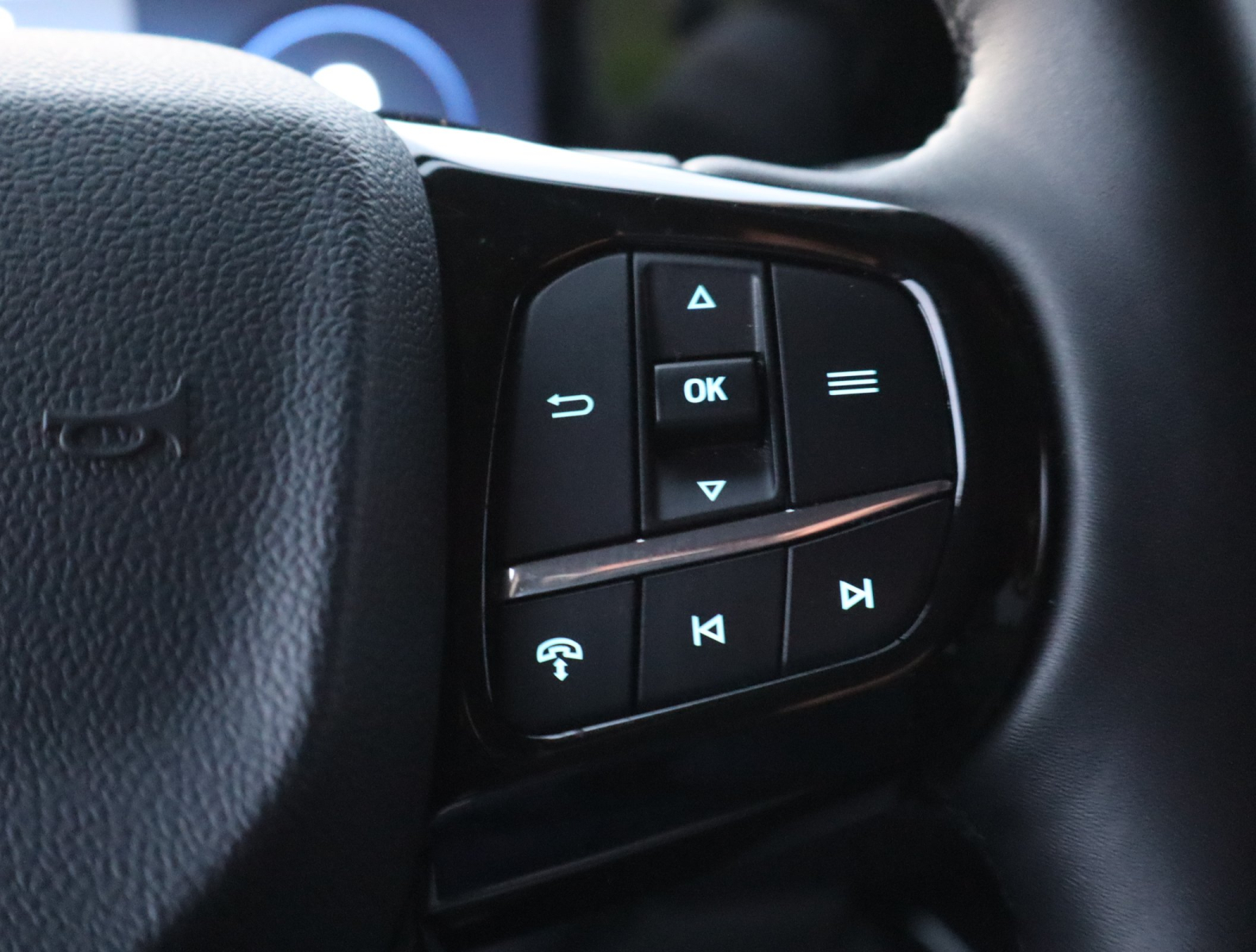 Ford Tourneo Custom - 2025