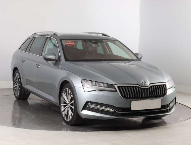 Škoda Superb 2021