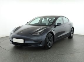 Tesla Model 3 - 2021