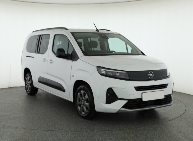 Opel Combo 2024