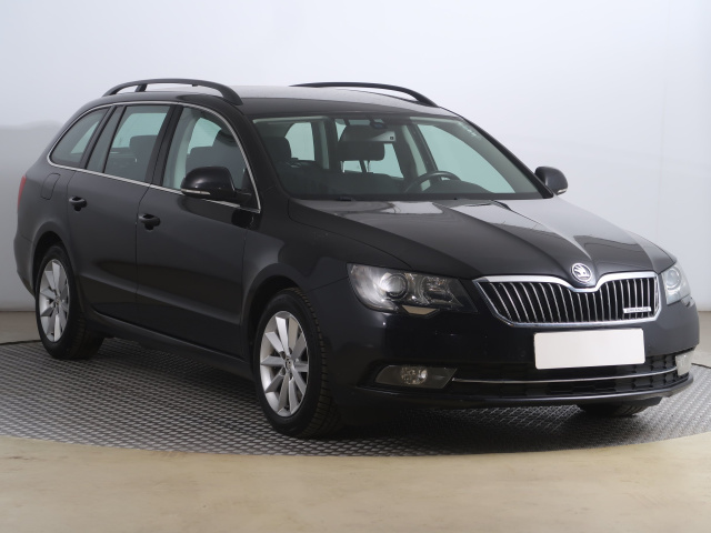 Škoda Superb 2014