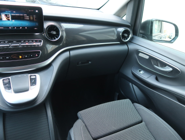 Mercedes - Benz V - 2022