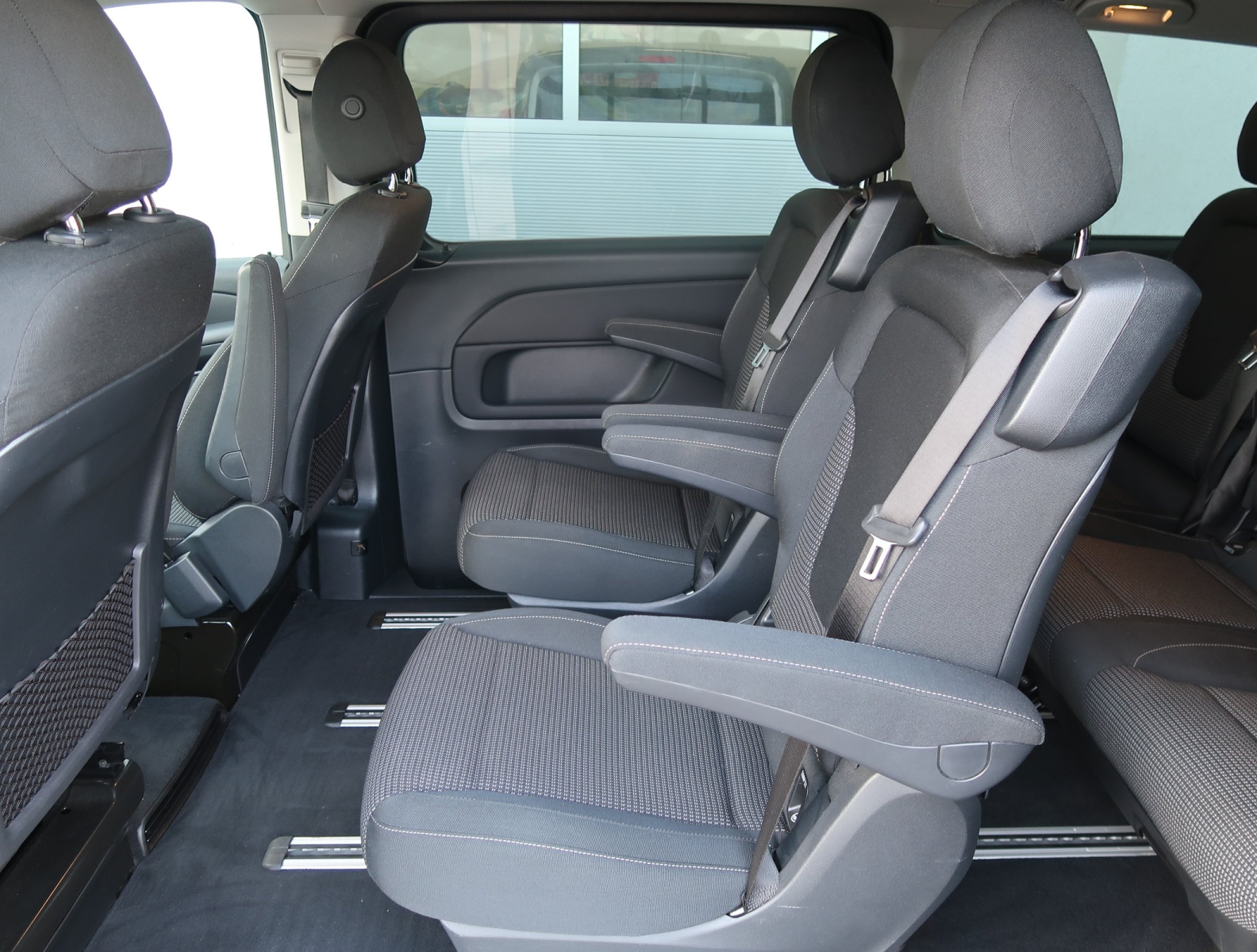 Mercedes-Benz V - 2022