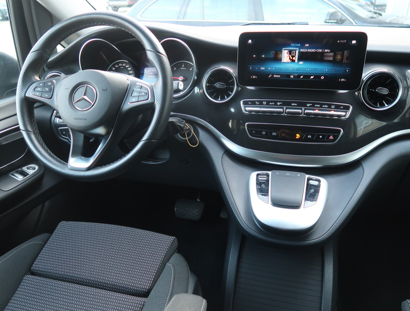 Mercedes-Benz V - 2022