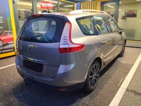 Renault Grand Scenic - 2012