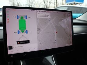 Tesla Model 3 - 2019