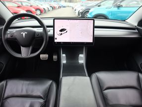 Tesla Model 3 - 2019
