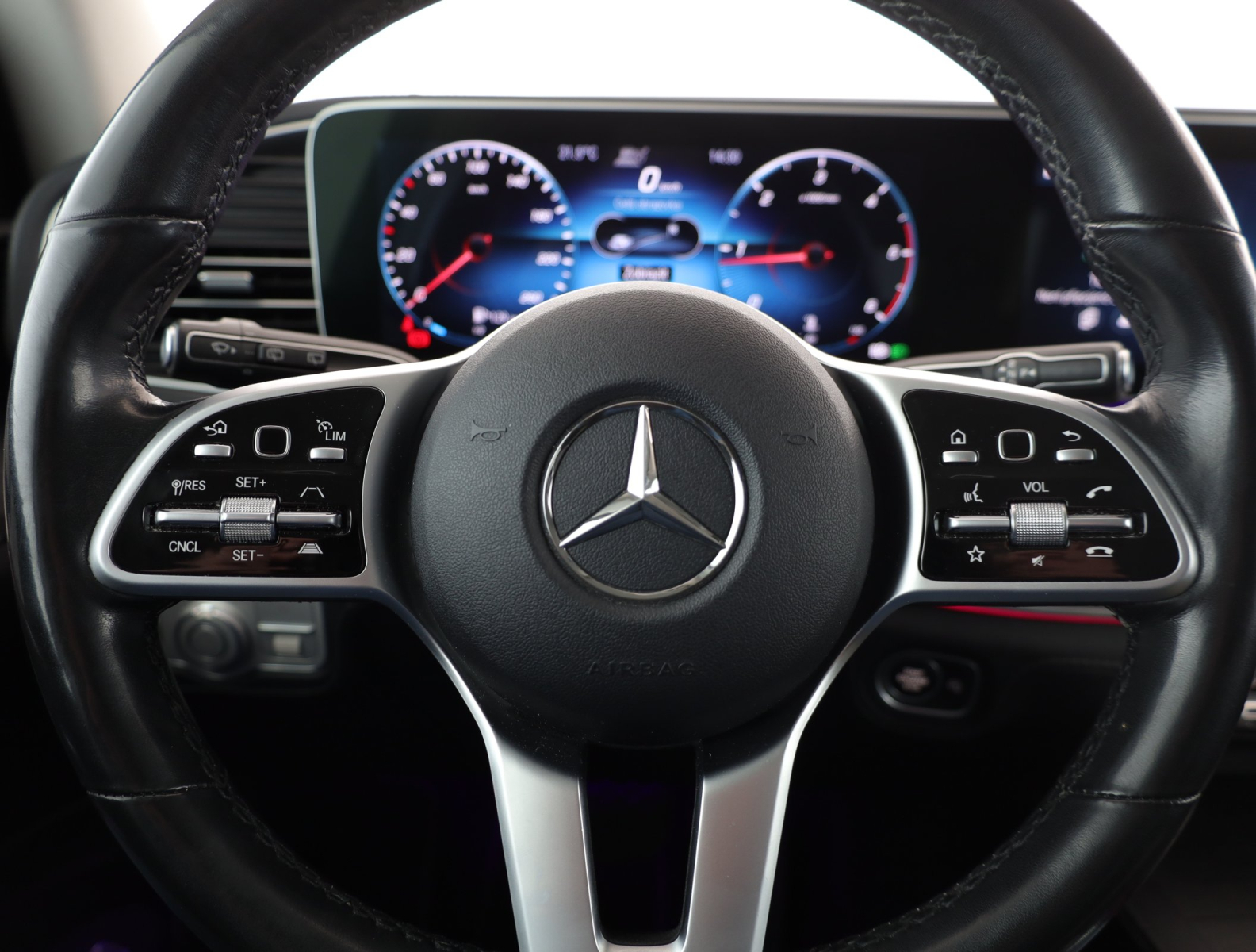 Mercedes-Benz GLE - 2020