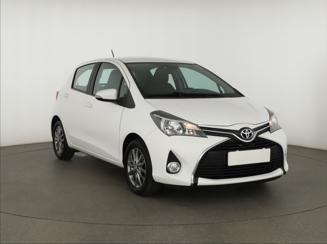 Toyota Yaris 2016