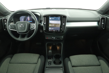 Volvo XC40 - 2024