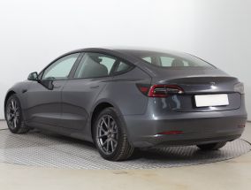 Tesla Model 3 - 2021