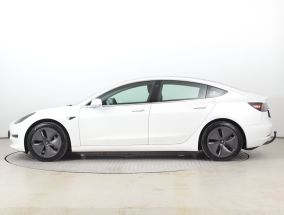 Tesla Model 3 - 2020