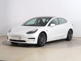 Tesla Model 3 - 2020