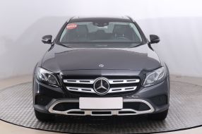 Mercedes-Benz E - 2016
