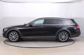 Mercedes-Benz E - 2016