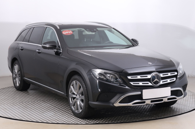 Mercedes-Benz E 2016