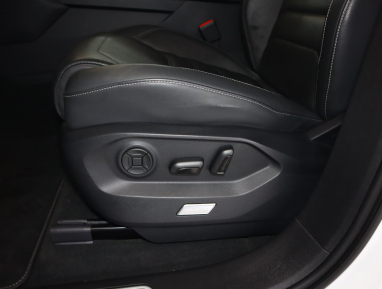 Volkswagen Touareg - 2020