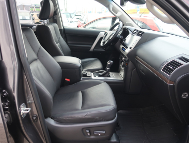 Toyota Land Cruiser - 2023