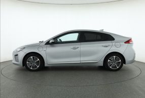 Hyundai Ioniq - 2021