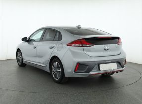 Hyundai Ioniq - 2021