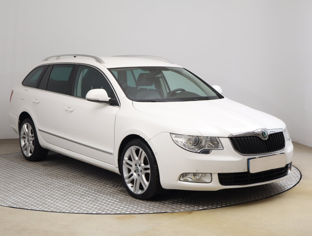Škoda Superb 2010