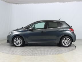Peugeot 208 - 2017