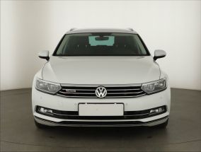 Volkswagen Passat - 2015