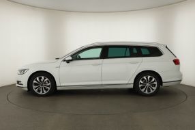Volkswagen Passat - 2015