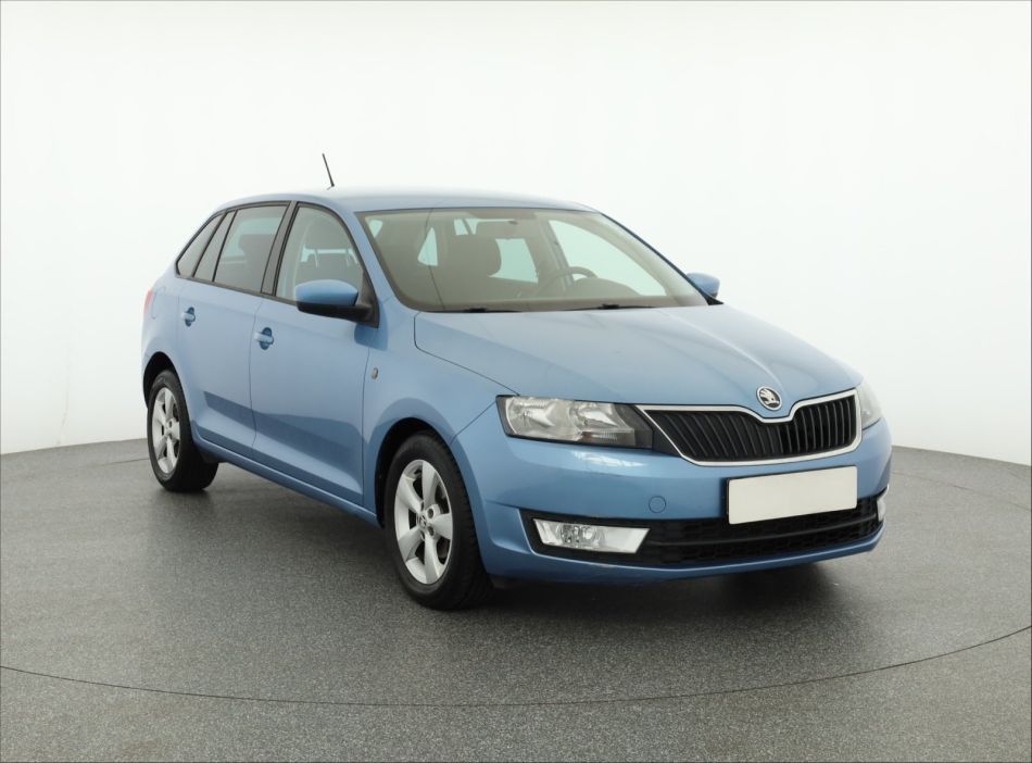 Skoda Rapid Spaceback - 2014
