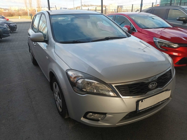 Kia Ceed 2011