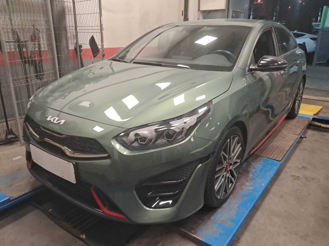 Kia ProCeed 2024