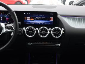 Mercedes-Benz GLA - 2024