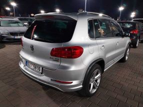 Volkswagen Tiguan - 2016