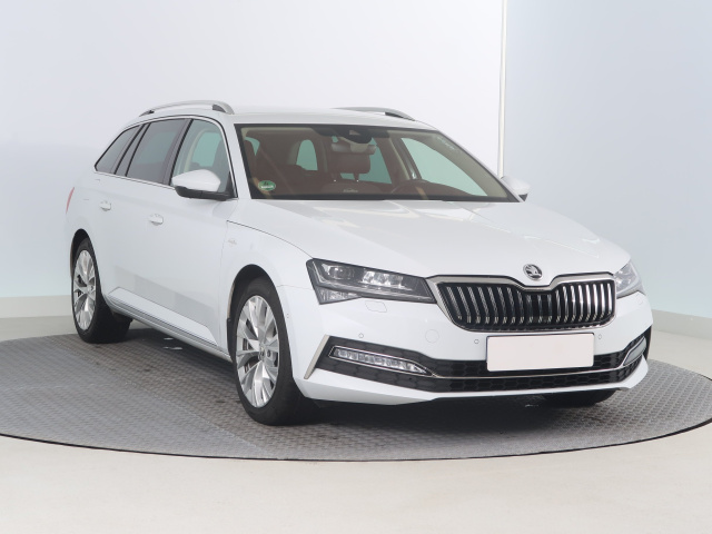 Škoda Superb 2021