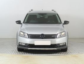 Volkswagen Passat - 2012