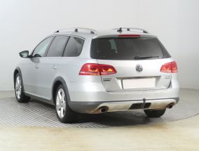 Volkswagen Passat - 2012