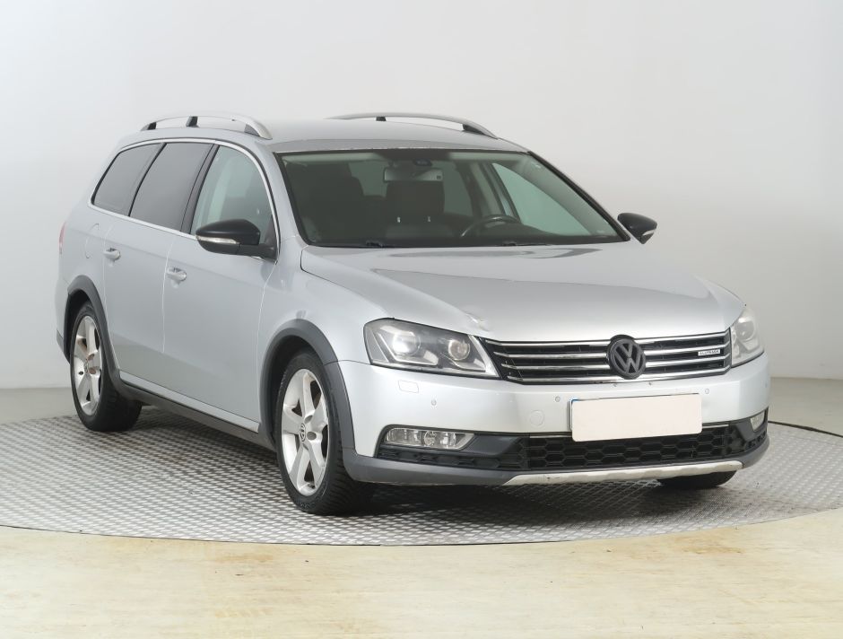 Volkswagen Passat - 2012