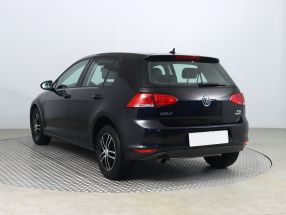 Volkswagen Golf - 2013
