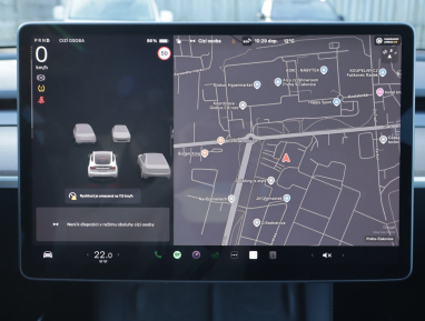 Tesla Model Y - 2022