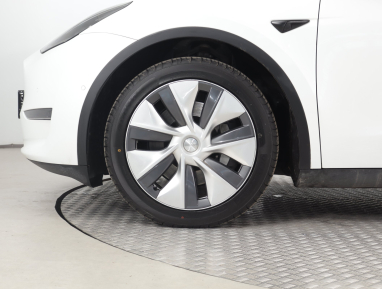 Tesla Model Y - 2022
