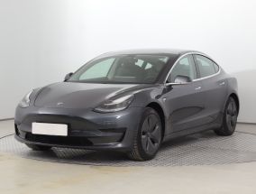 Tesla Model 3 - 2020