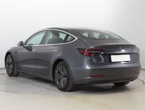 Tesla Model 3 - 2020