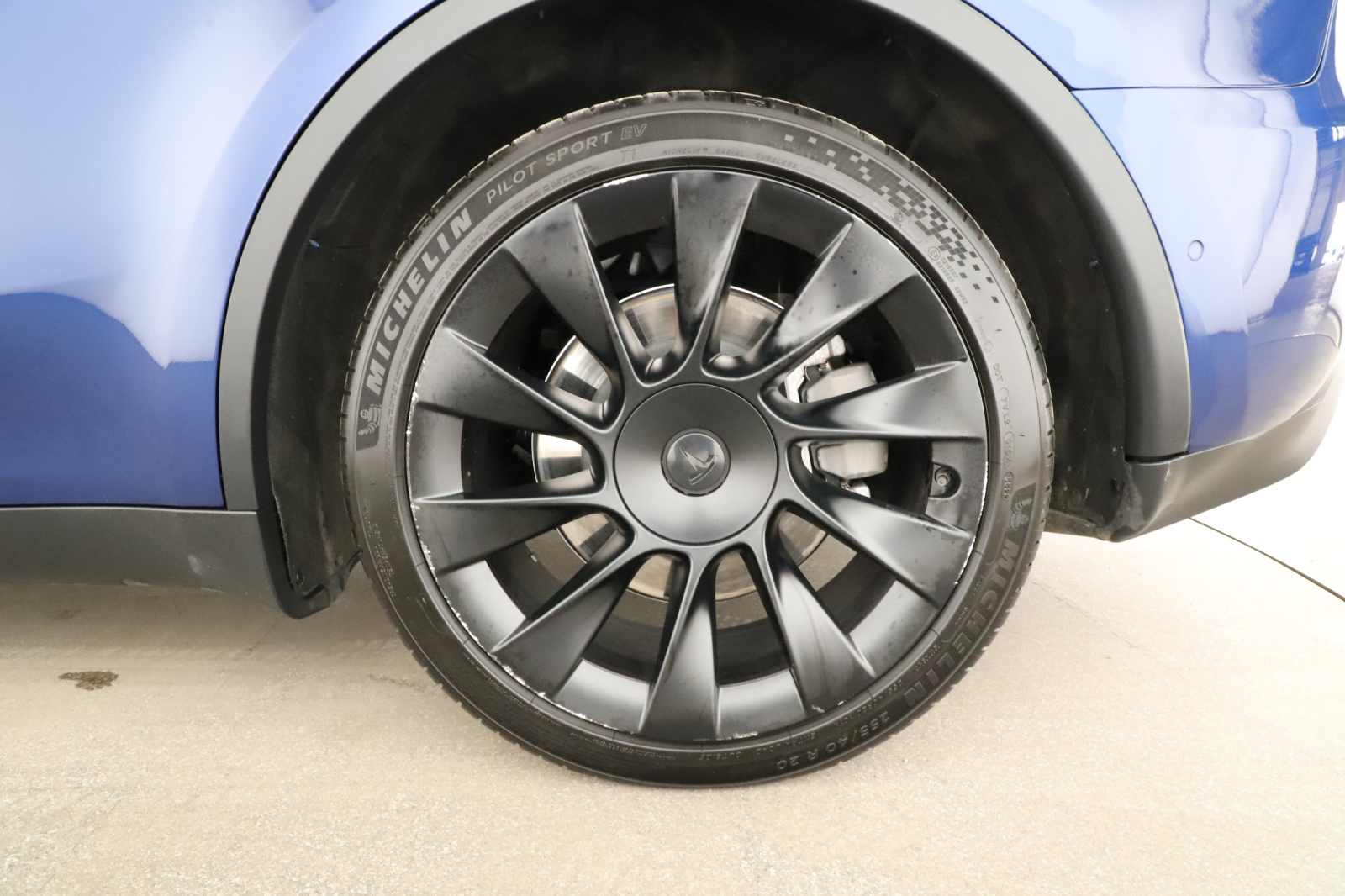 Tesla Model Y - 2022