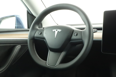 Tesla Model Y - 2022