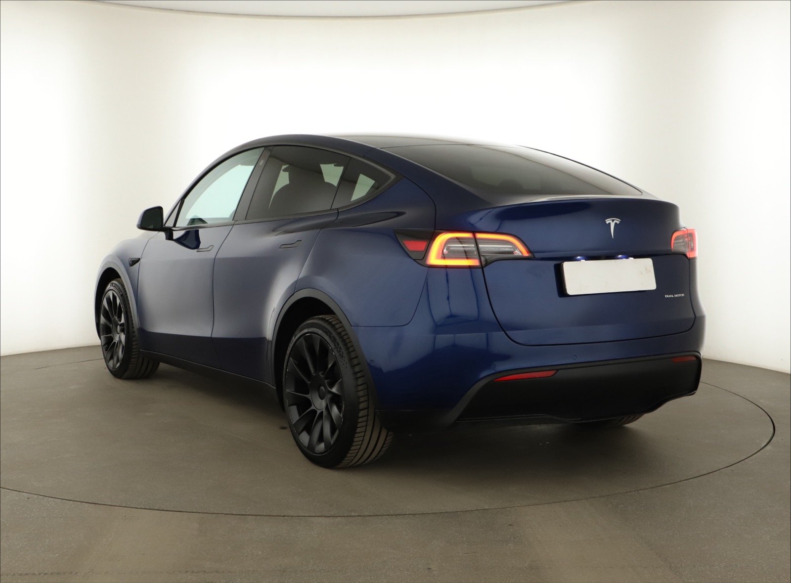 Tesla Model Y - 2022