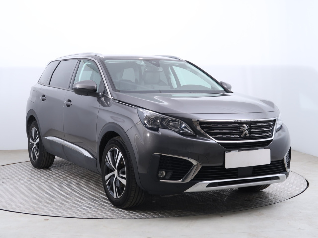 Peugeot 5008 2020
