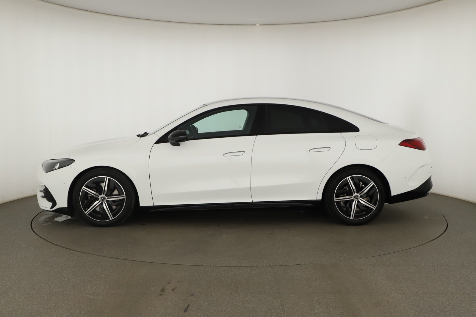 Mercedes-Benz CLA - 2026